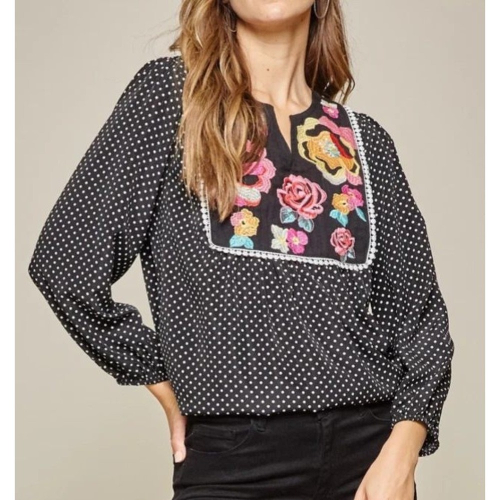 Savanna Jane Top Womens Black White Polka Dot Embroidered Floral Bohemian Casual
